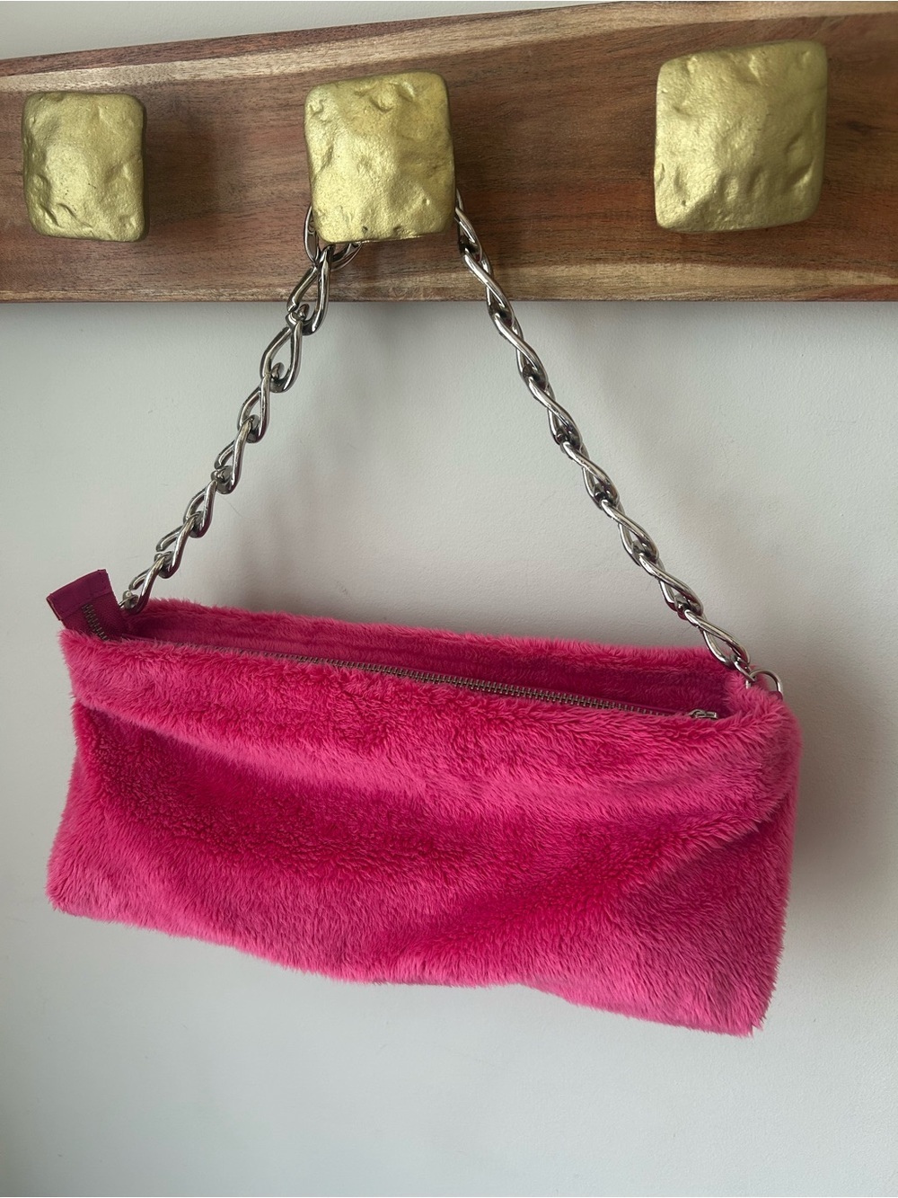 L’intervalle Made in Spain Hot Pink Baguette Purse Y2K Barbiecore Coquette